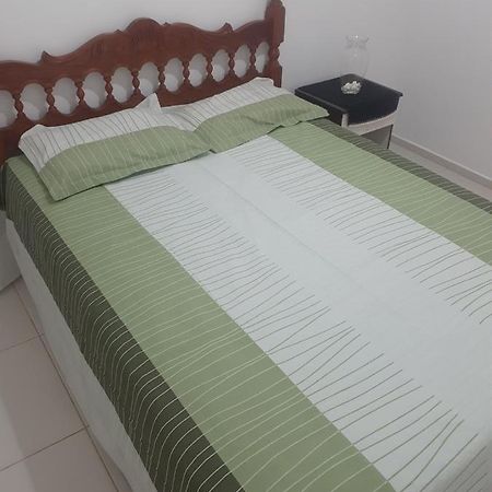 Quarto Em Apartamento スザノ エクステリア 写真