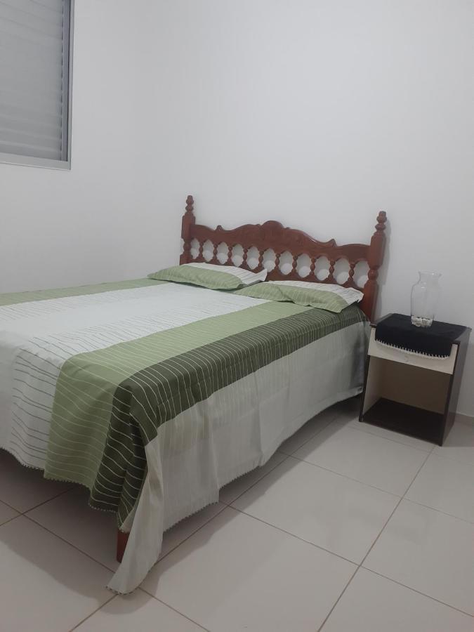 Quarto Em Apartamento スザノ エクステリア 写真